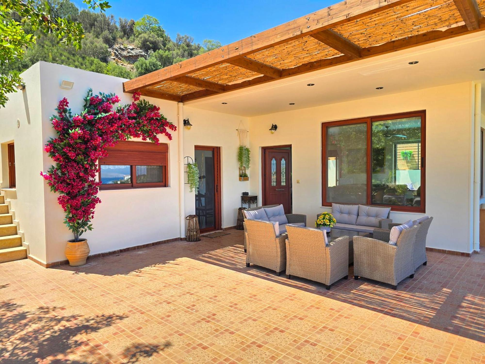 Villa Balcony, Cozy Villa With Amazing View Rodhiá 외부 사진